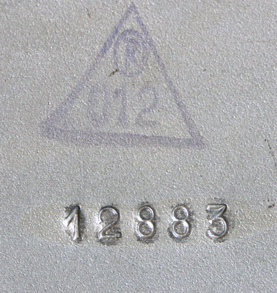 ���-�152 ���-152 
